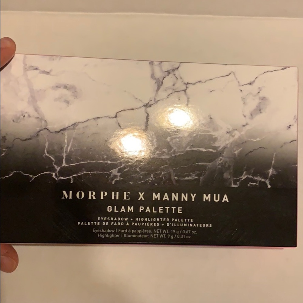 Manny MUA glam palette